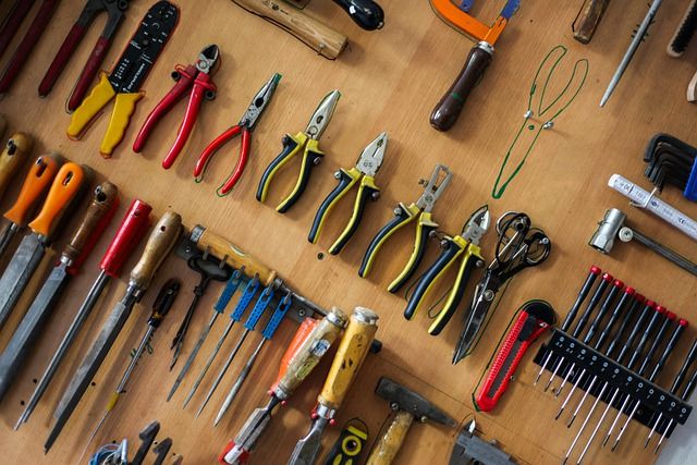 Well organized tools - picture from Pixabay