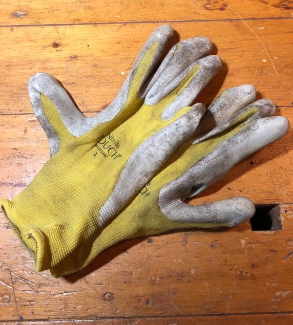 Lightweight garden work gloves