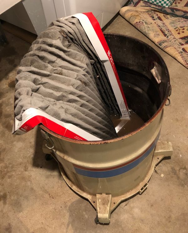 Proof that an old air filter makes a decent water filter-sieve